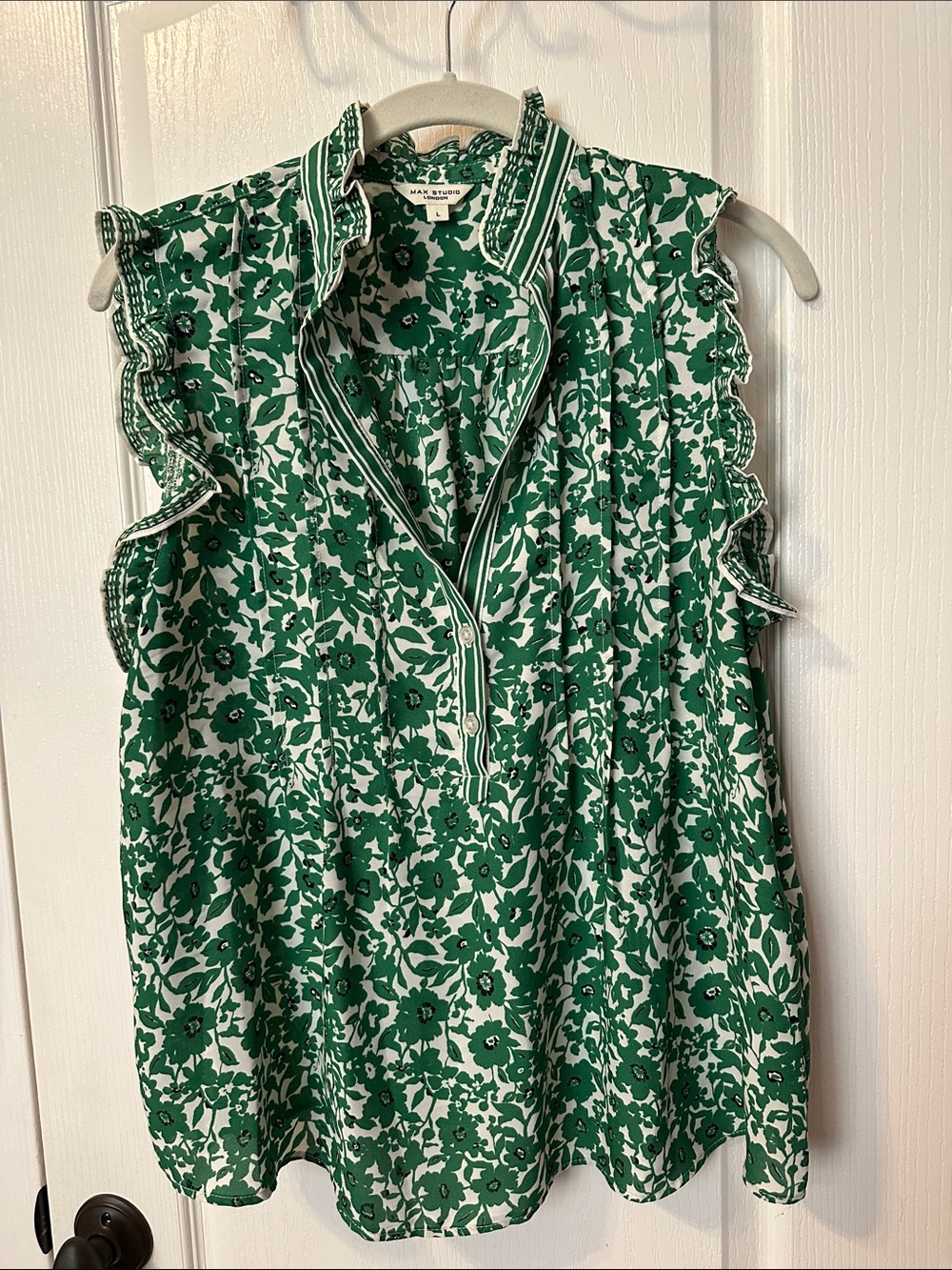 Max Studio London Green and White Floral Ruffle-Sleeve Sleeveless Top